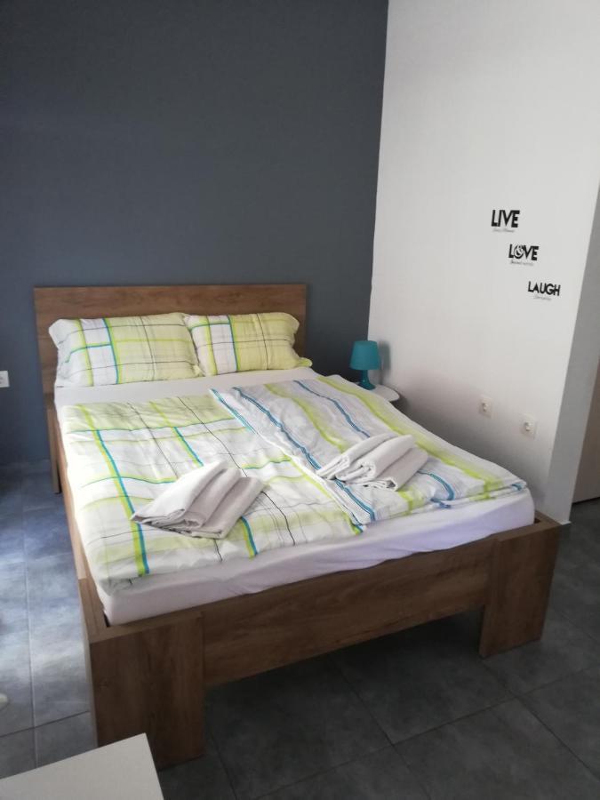 Apartment By The Sea,Neoi Epivates Beach, Thessaloniki ネオイ・エピヴァタイ エクステリア 写真