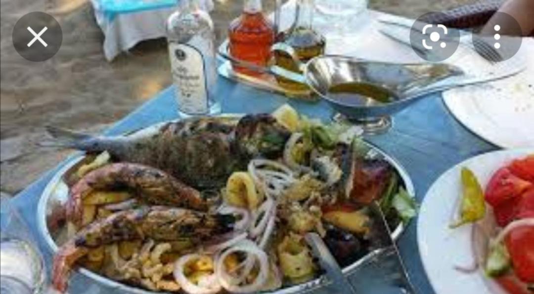 Apartment By The Sea,Neoi Epivates Beach, Thessaloniki ネオイ・エピヴァタイ エクステリア 写真